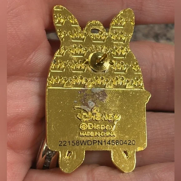 WHITE RABBIT Disney Alice in Wonderland Pins Backpack Loungefly Blind Box - Picture 2 of 2